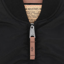 Last inn bildet i Galleri-visningsprogrammet, Alpha Industries MA-1