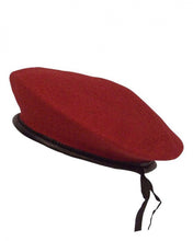 Last inn bildet i Galleri-visningsprogrammet, Beret